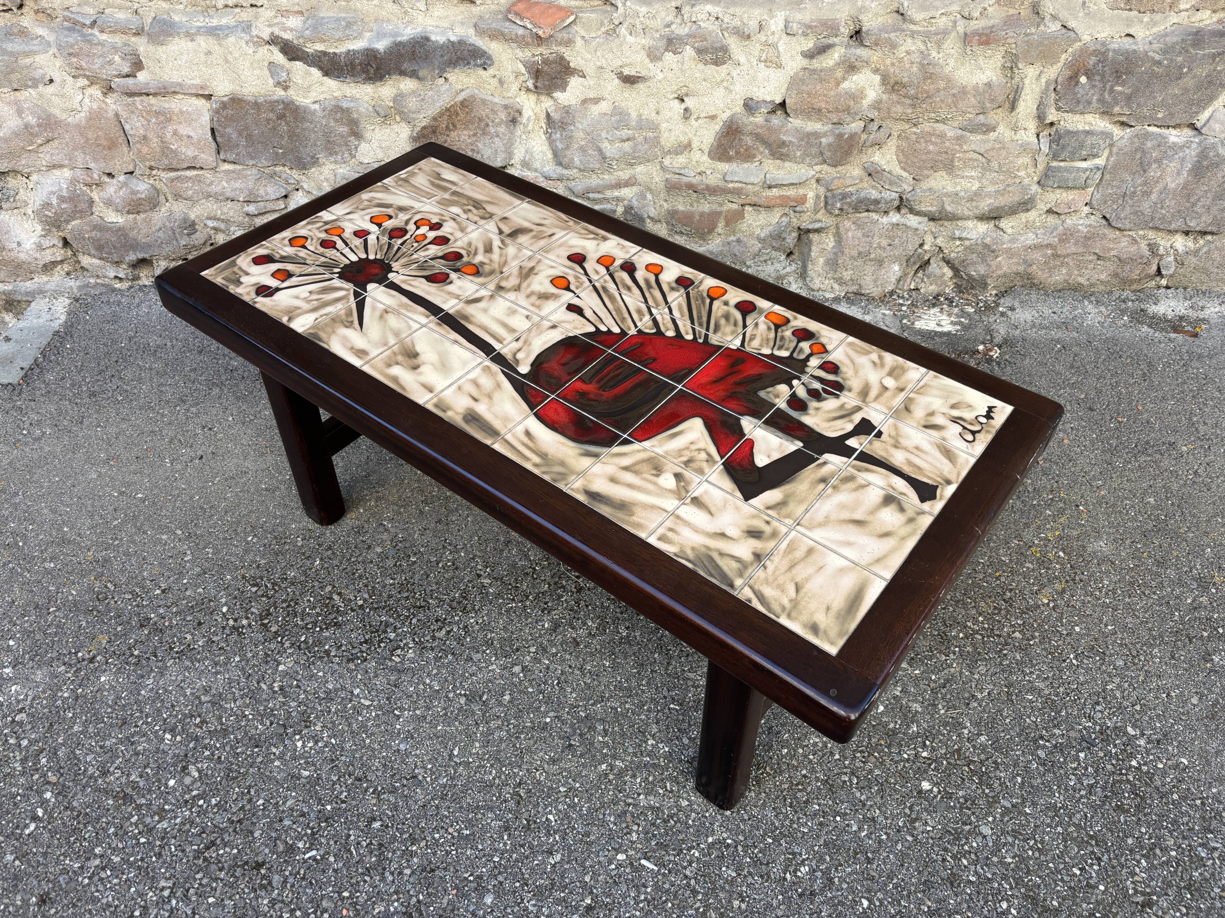 Table basse rectangulaire en bois céramique 1960s Vallauris DAN