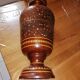 Vase en bois laqué et décoré