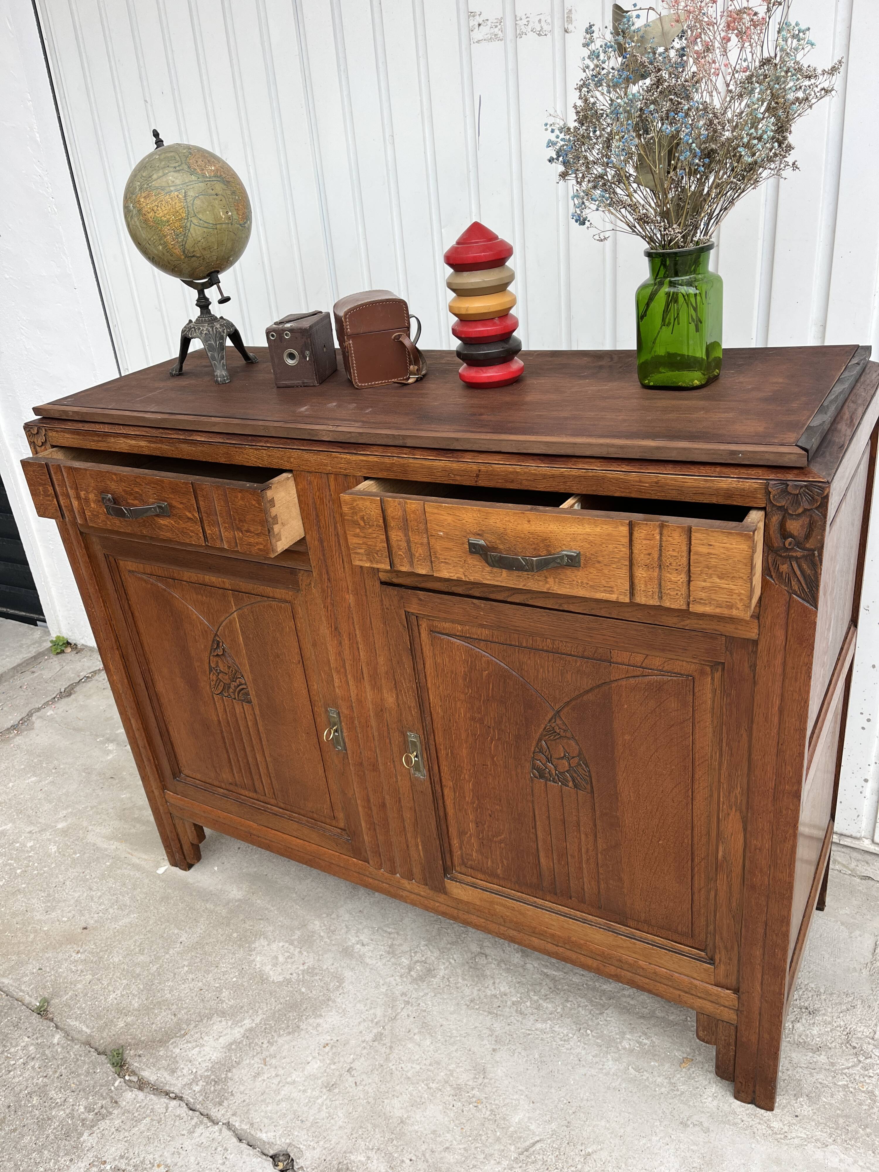 Buffet art deco