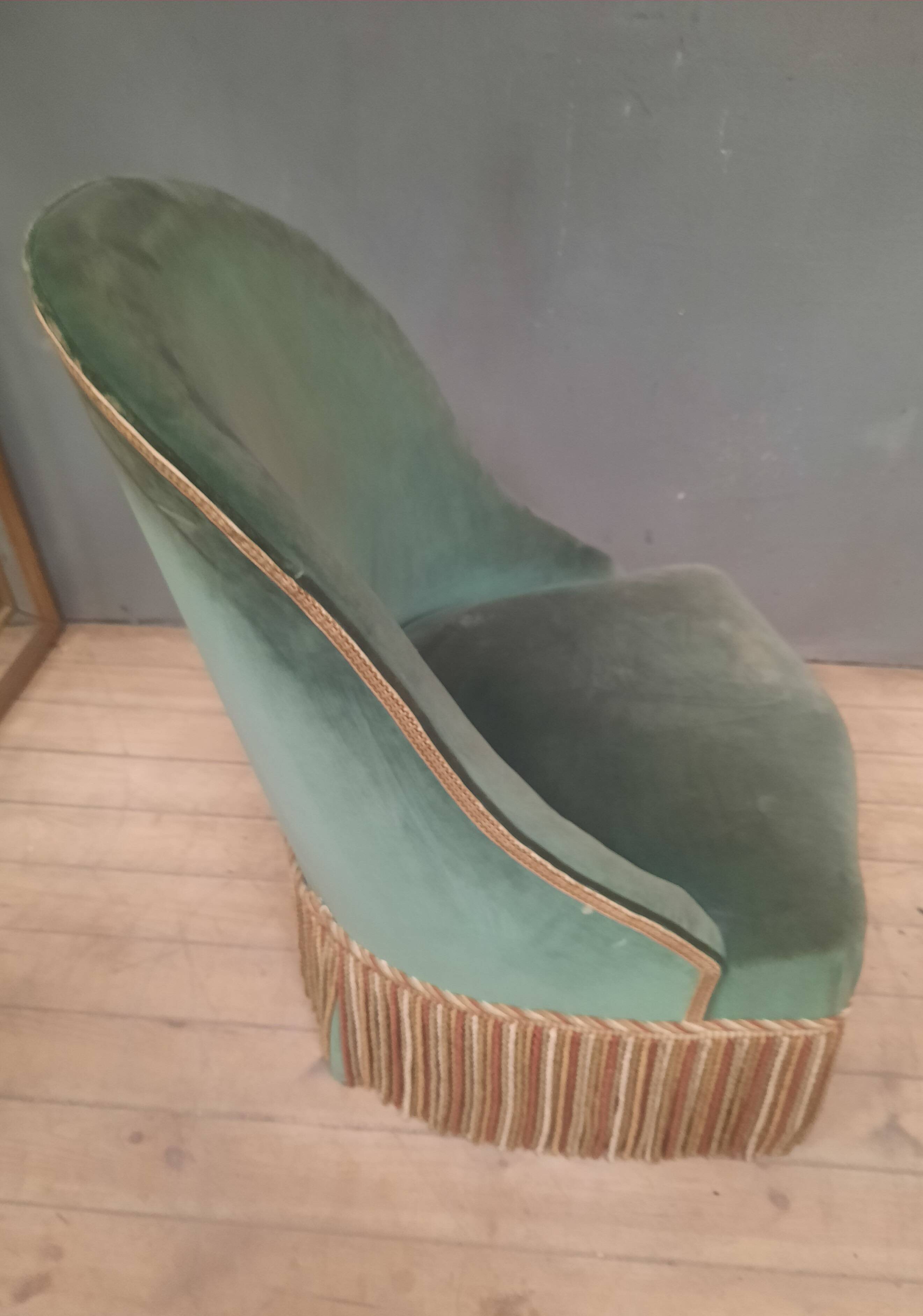 Fully upholstered chair called "toad"