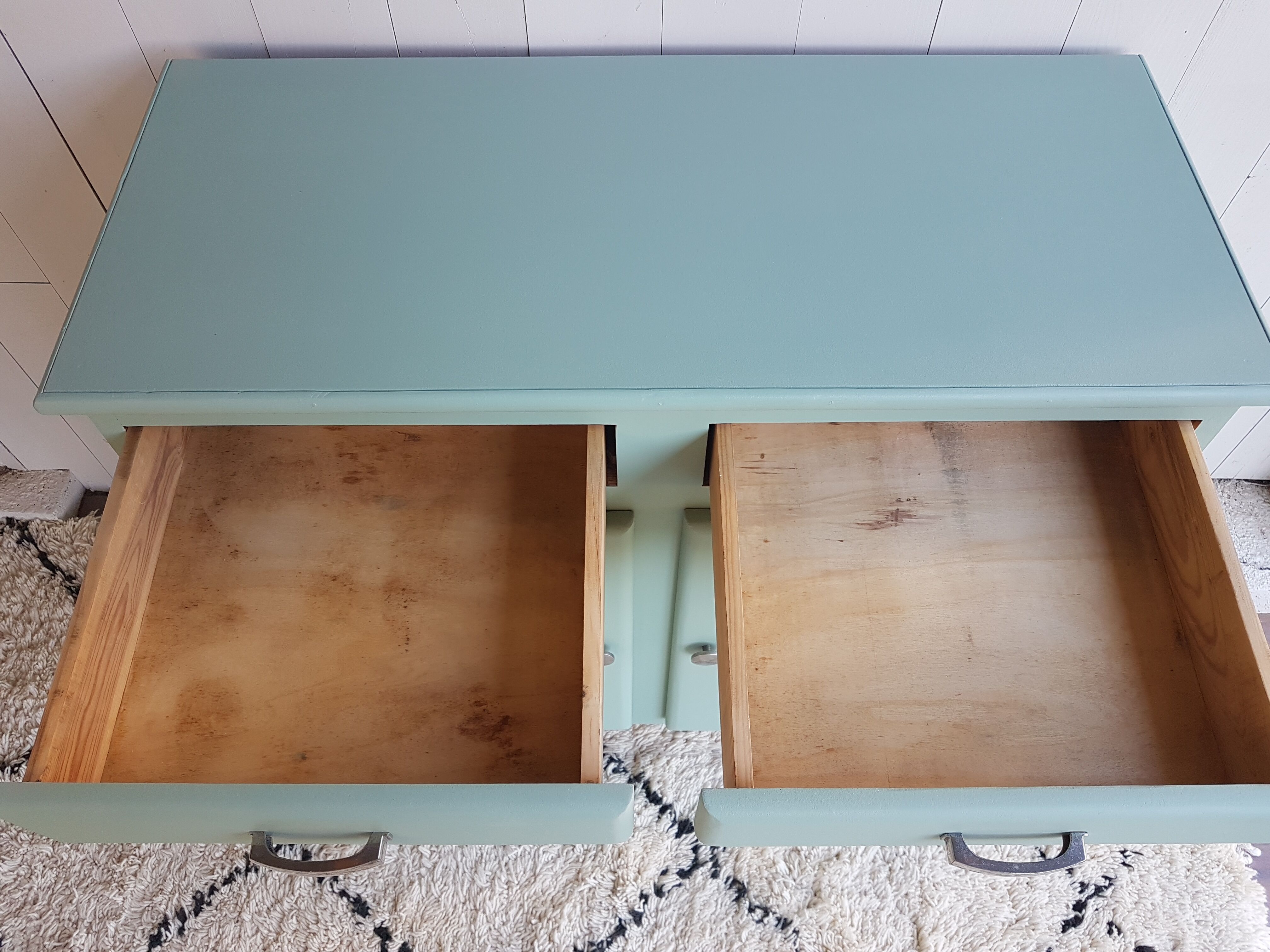 Aquamarine low buffet