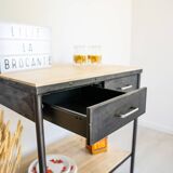 Kitchen shelf with industrial style wheels