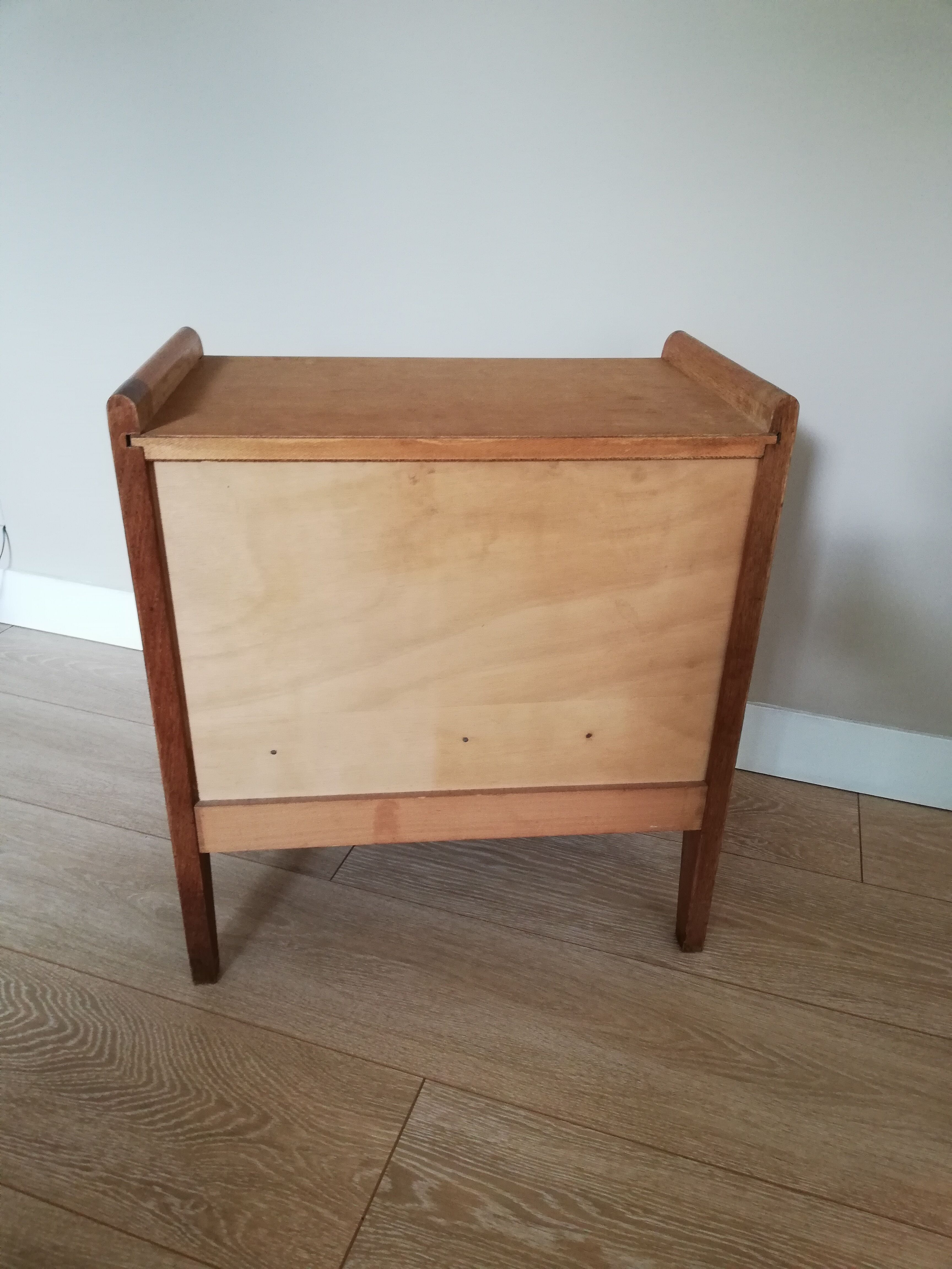 Bedside or sofa tip 50 years