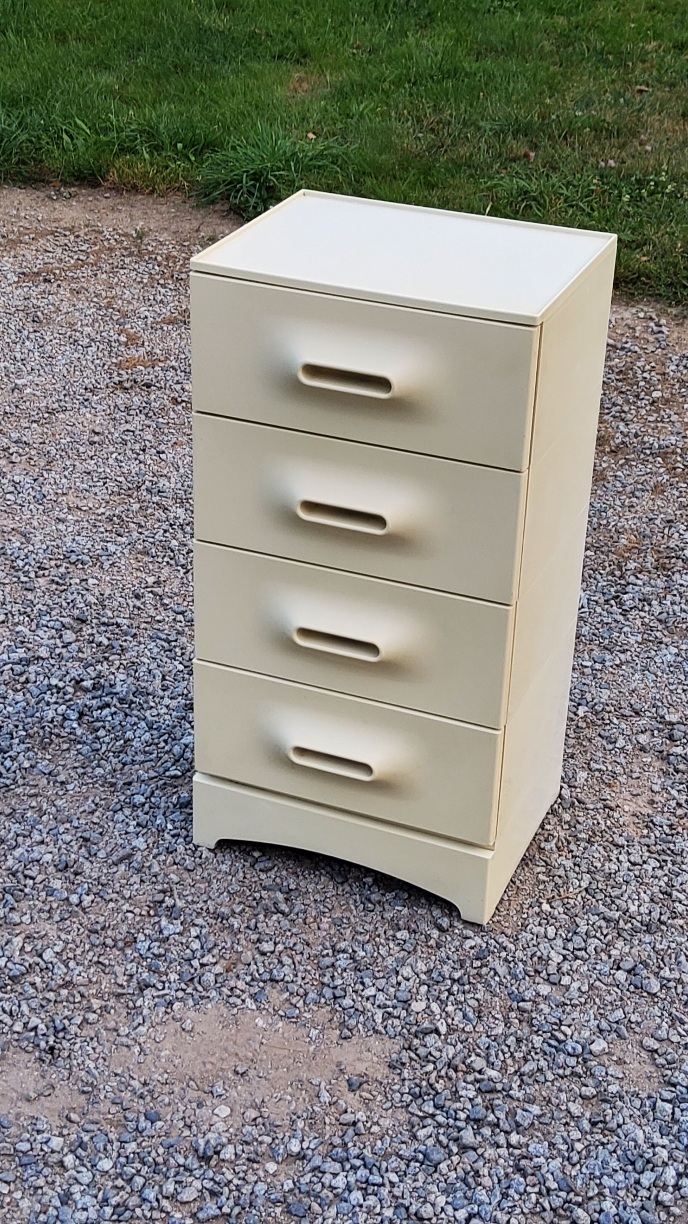 Marc Held chest of drawers in plastic from the 70s