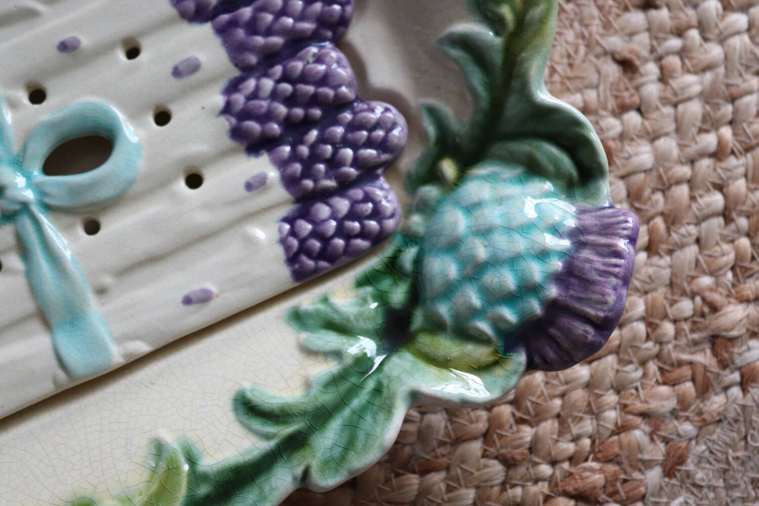 Old barbotine asparagus dish