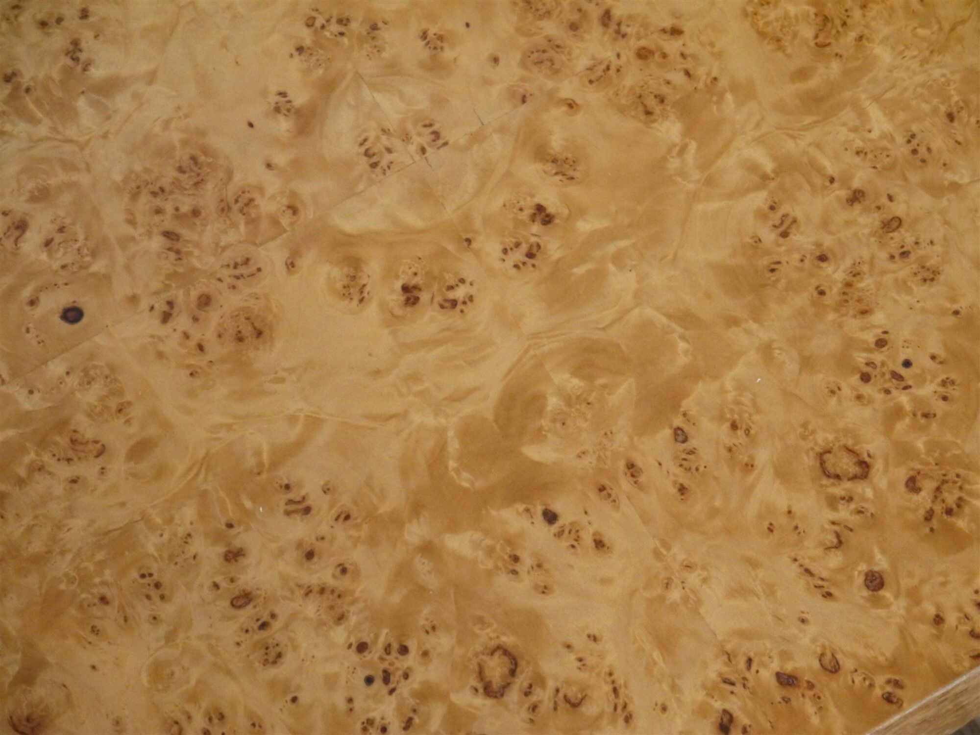 Wooden coffee table and elm magnifying glass 1970