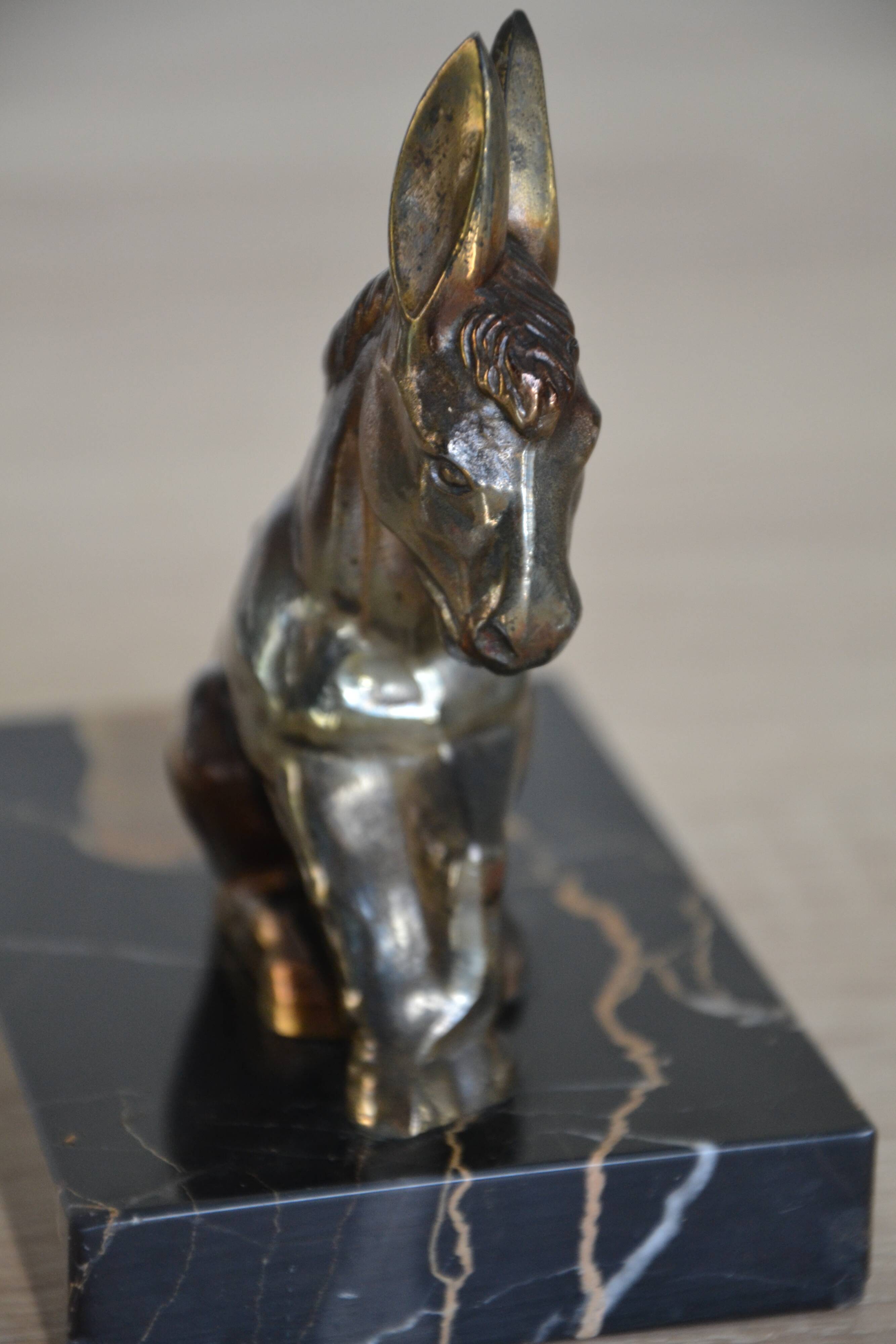 Free-standing donkey in resin