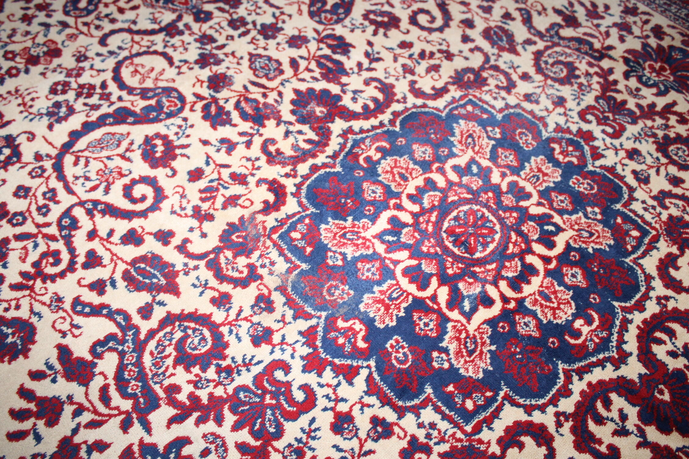 Persian rug 197 x 138