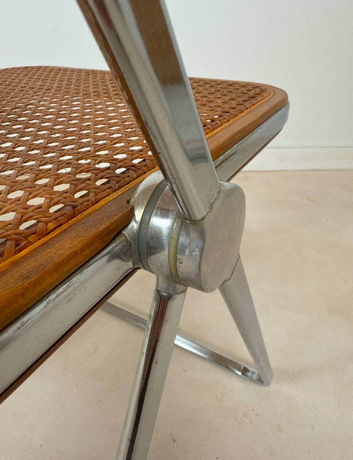 Ensemble de 5 chaises « Plia » par Giancarlo Piretti pour Castelli