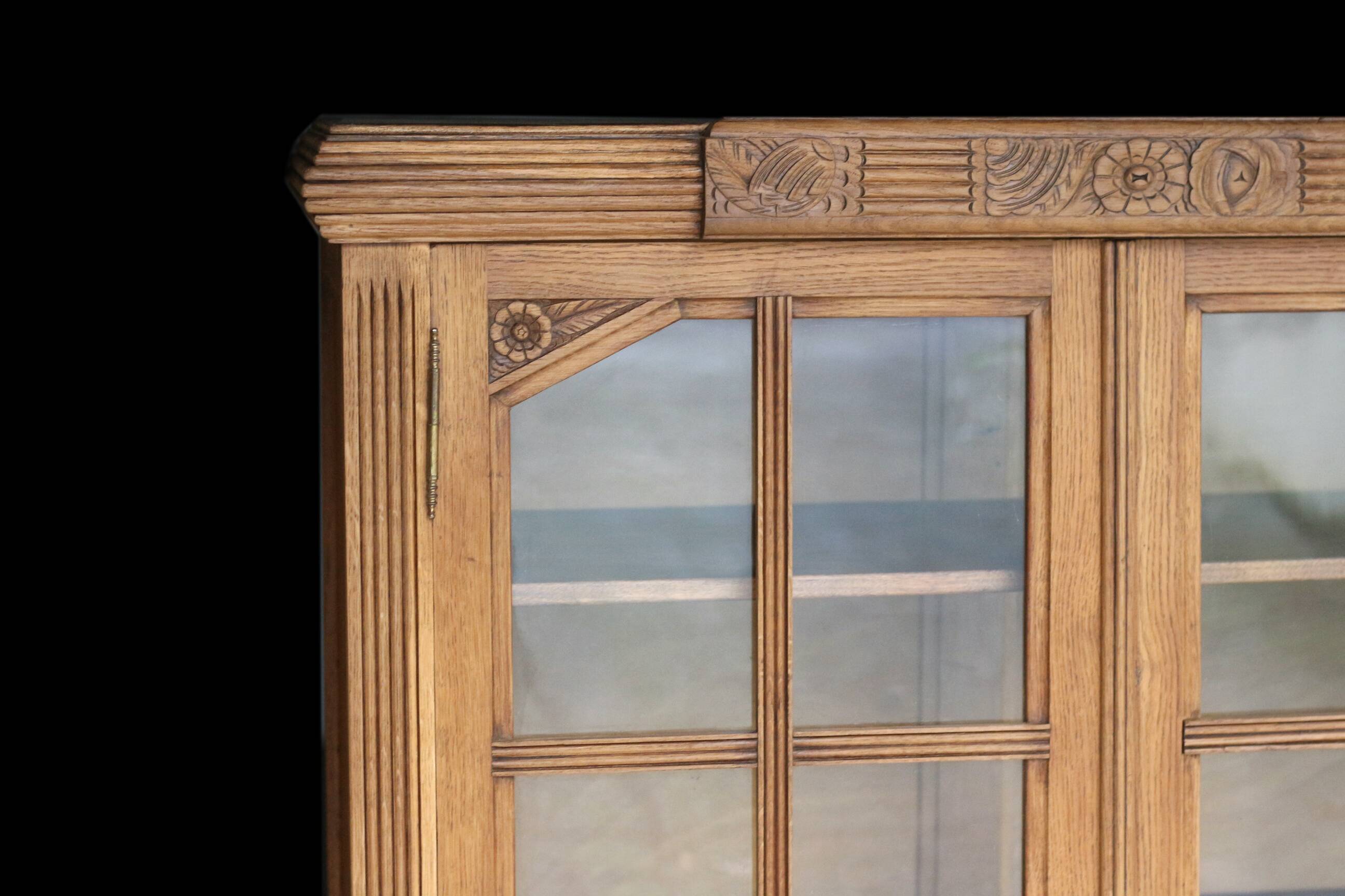 Authentic Parisian Art Deco wardrobe (1920-30)