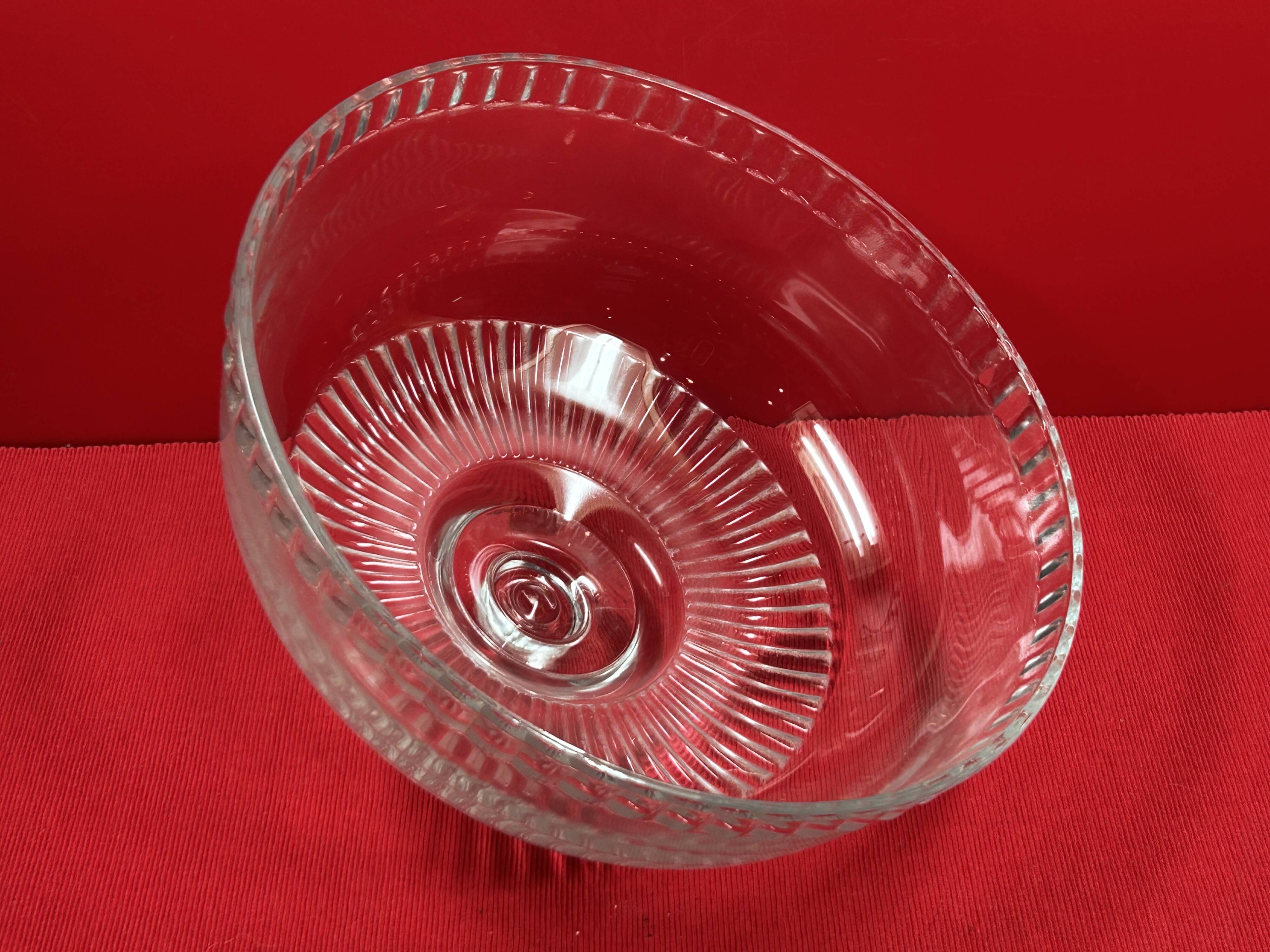 Cloche à fromage ancienne en verre
