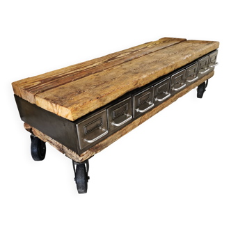 Industrial drawer unit