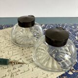 2 anciens encriers en verre et bakélite