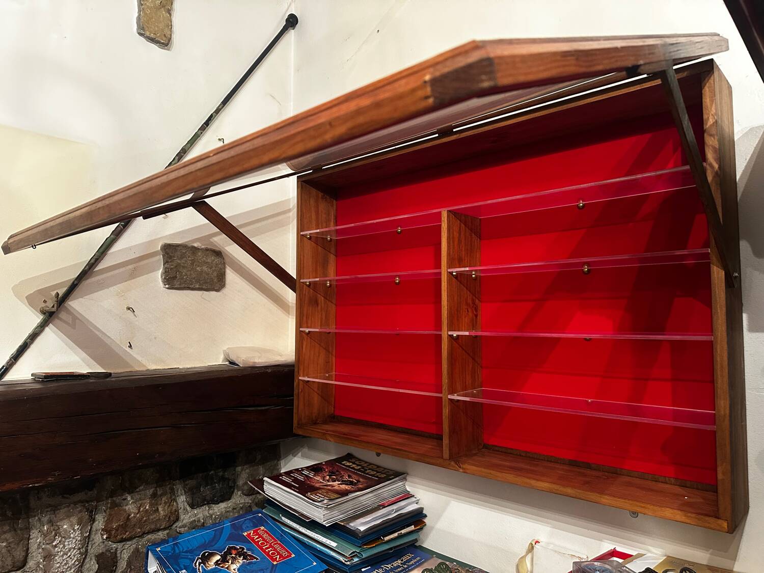 Wall display case for Collection - Wood and Plexiglass D 18 cm / W 106 cm / H 7 cm