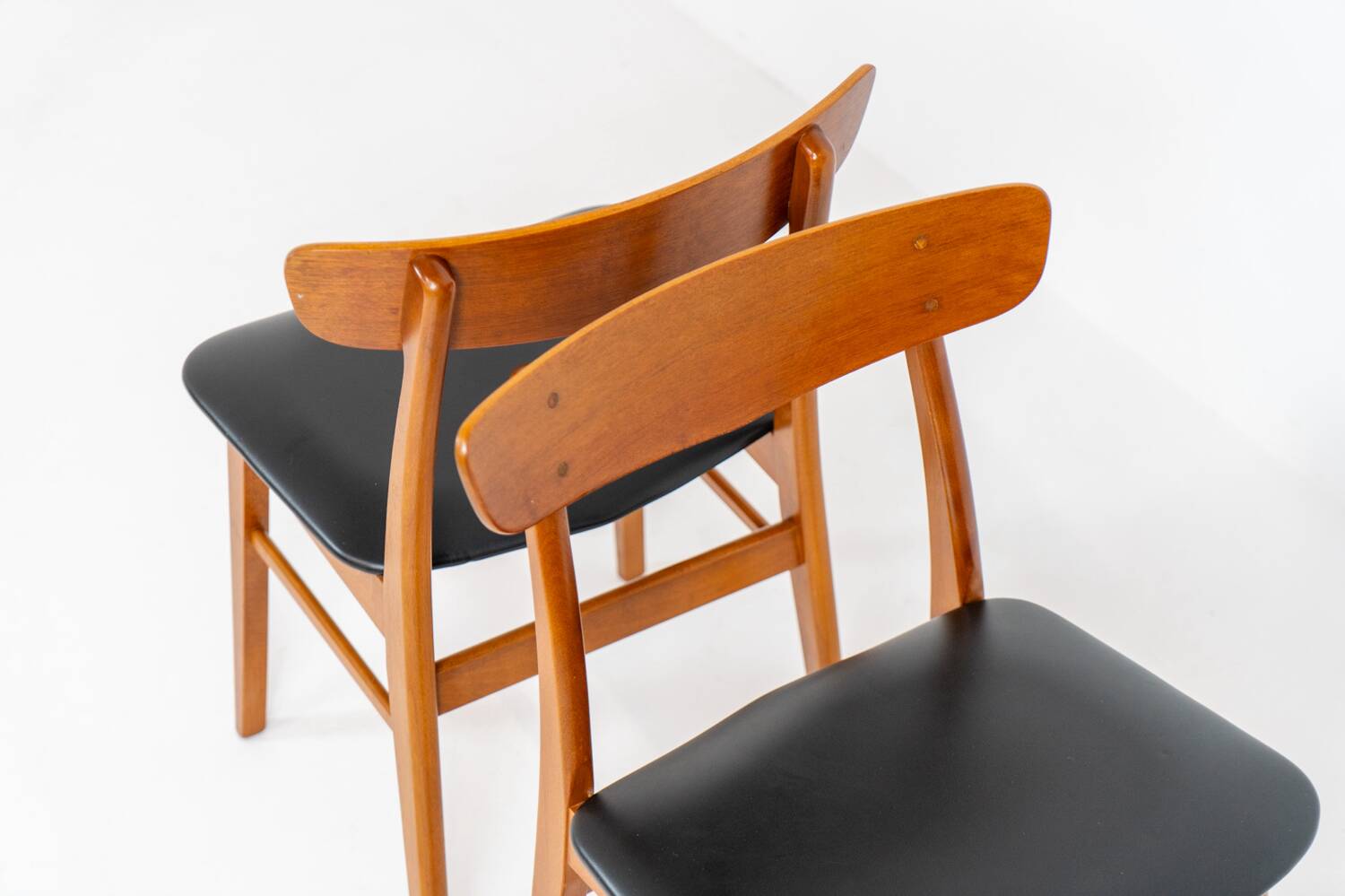 Ensemble de 4 chaises de salle à manger Mosbøl par Findahl (Danemark, années 1960).