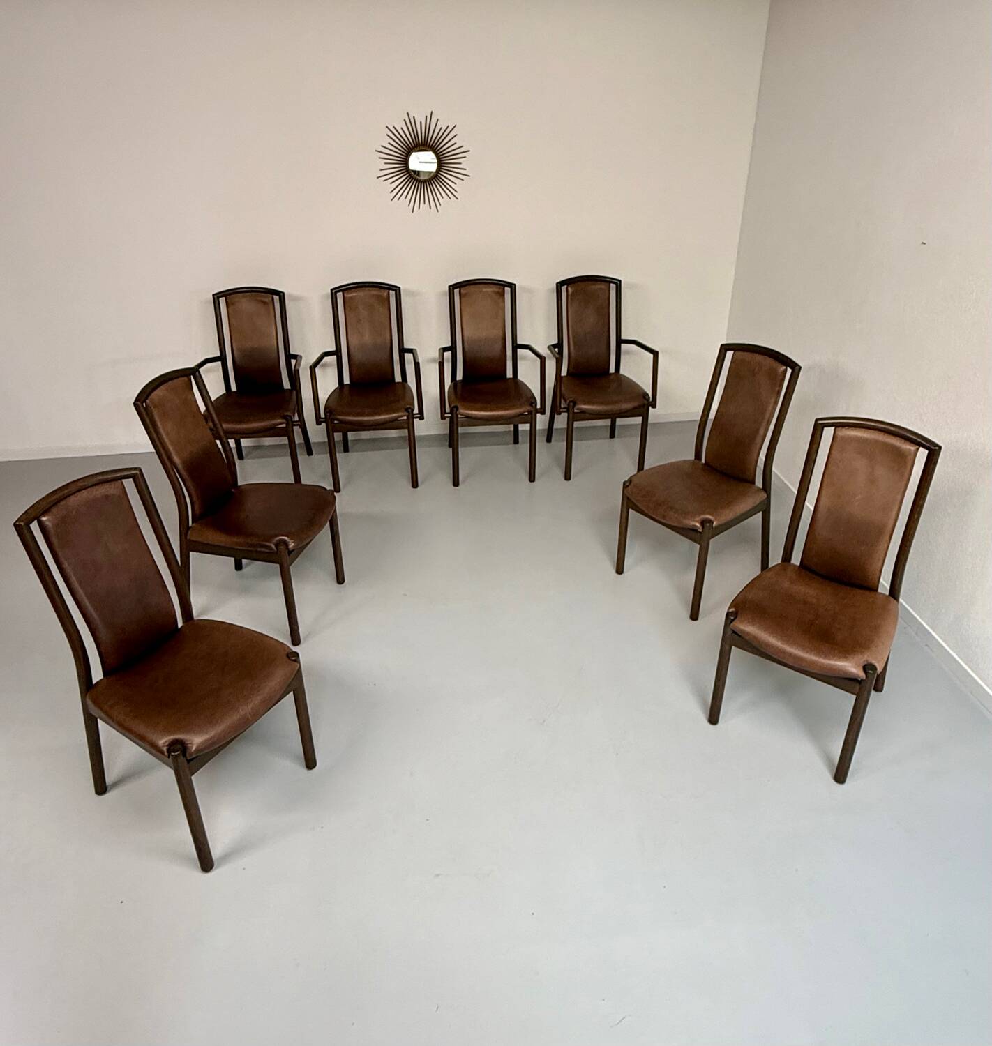 Set of 8 wooden and thick leather armchairs, Girsberger design, 80s