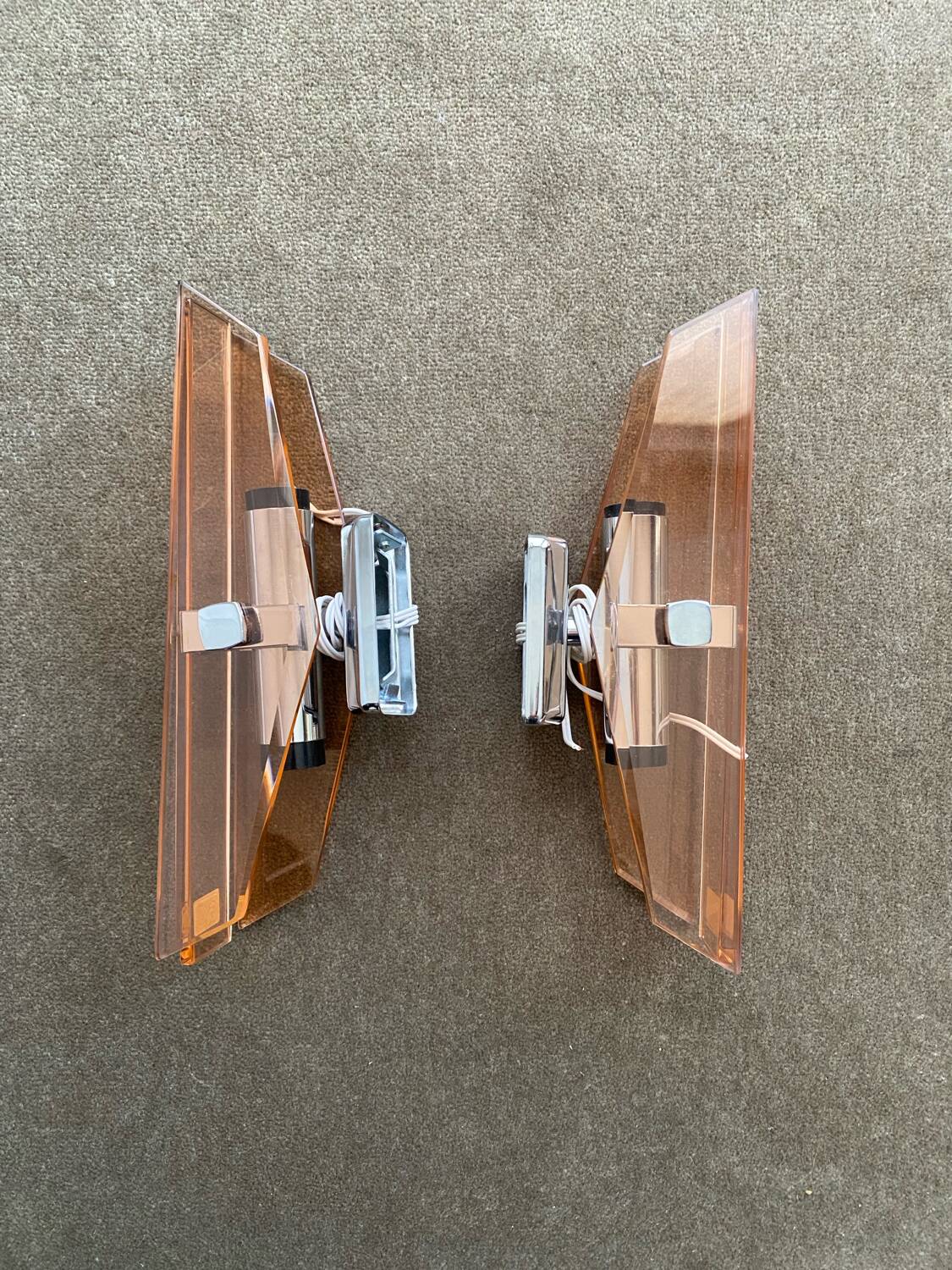 Pair of wall lights from the 1960s, Italy.