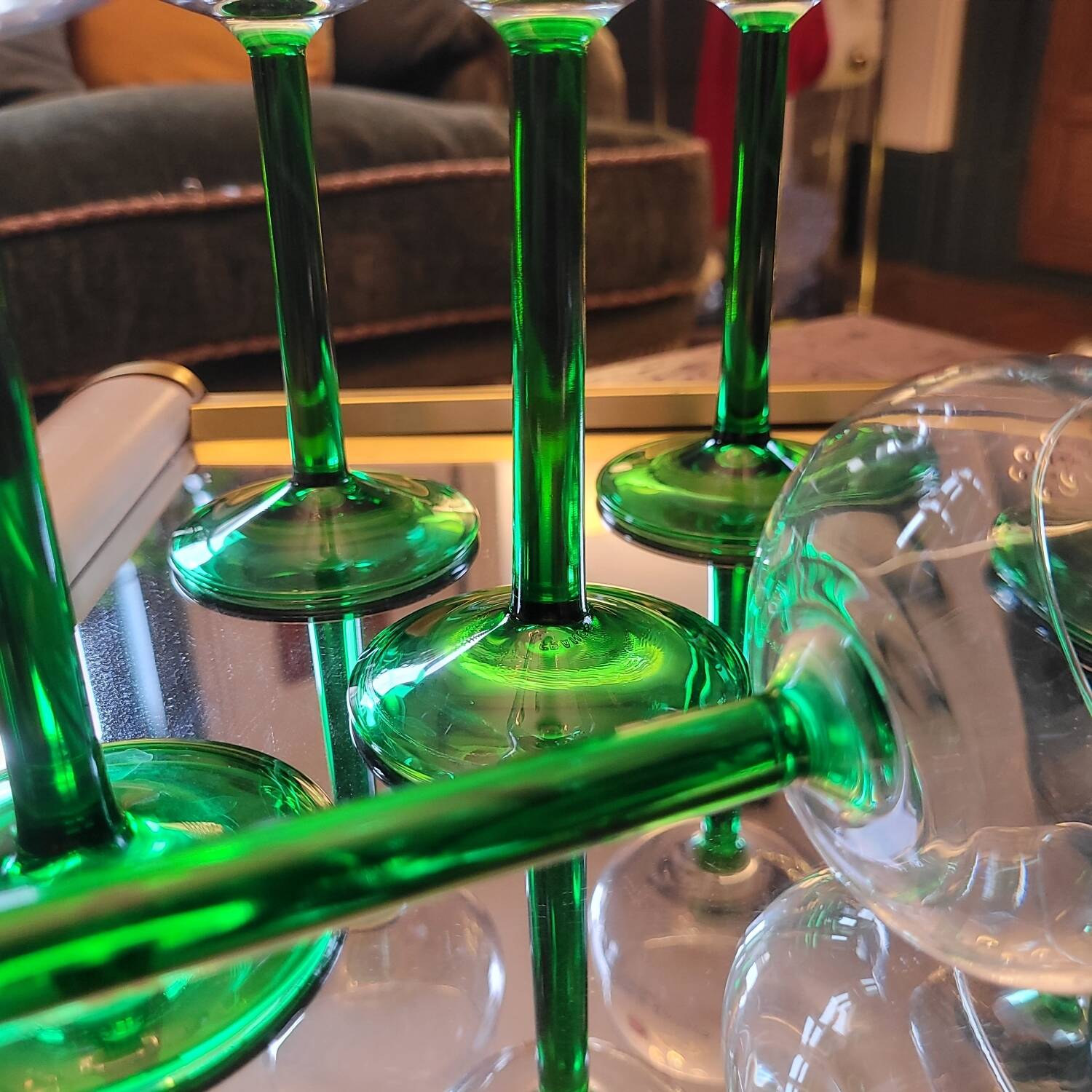 Verres d’Alsace à pied vert. Années 70