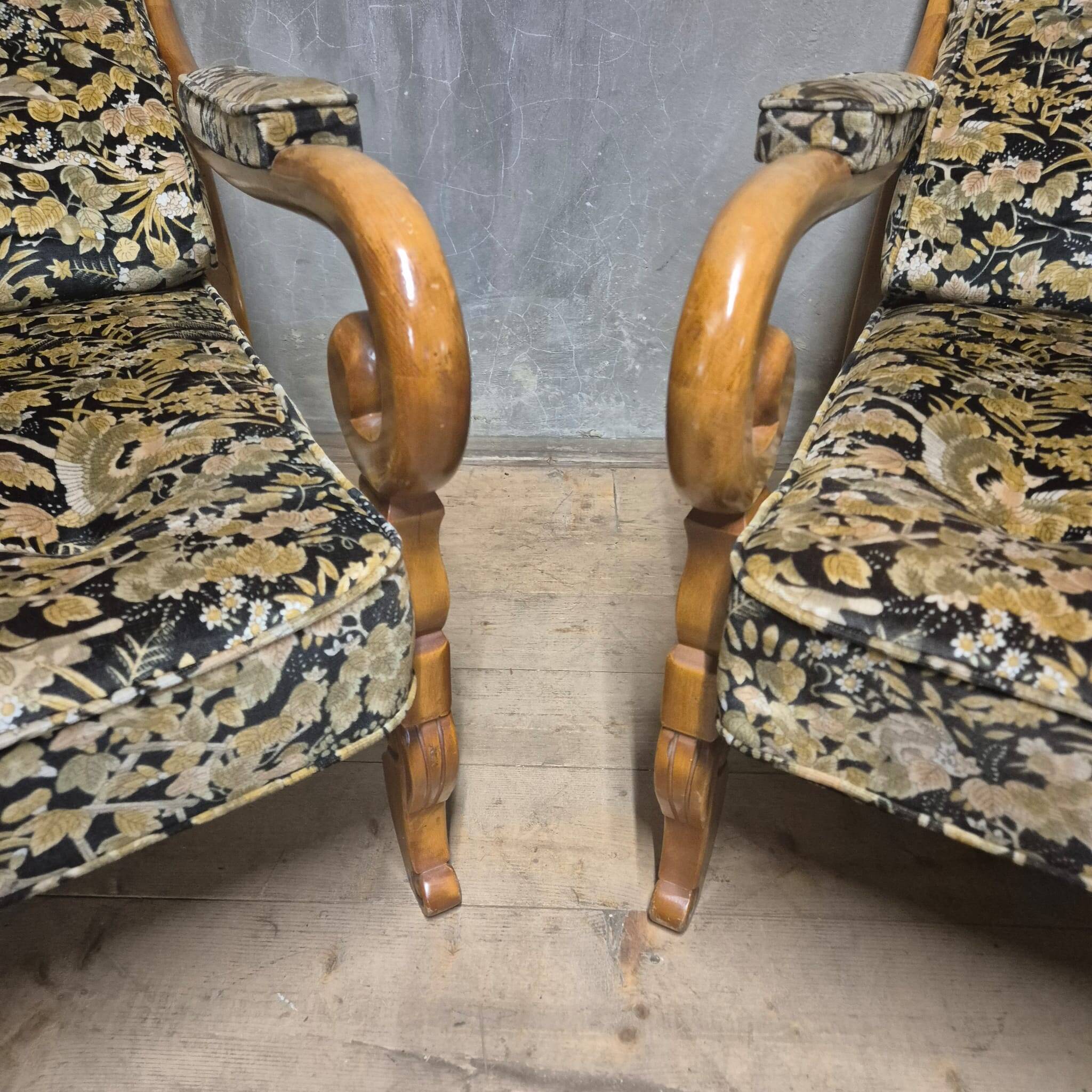 Pair of Wooden Armchairs with Curved Arms, Czechoslovakia, 1940s–1950s