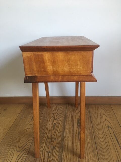 Bedside feet compass