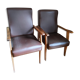 Paire de fauteuils moleskine marron