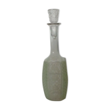 Carafe en verre gravé effet dentelle cote pointe de diamant ancienne