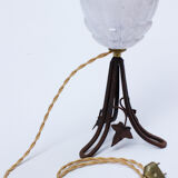 Table lamp with foot to Ivy leaf décor