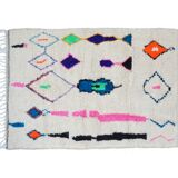 Colorful Berber carpet 207 x 128cm