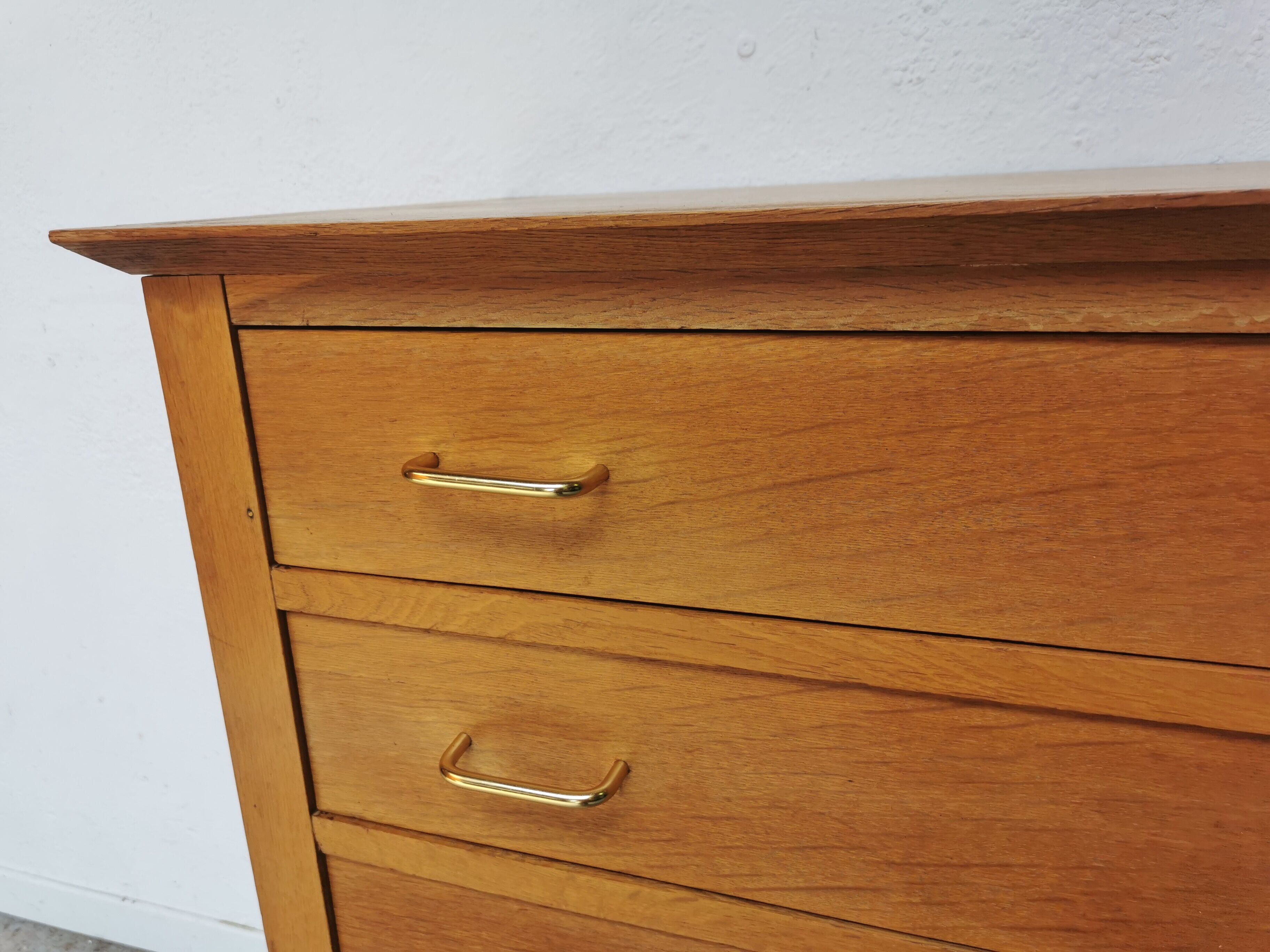 Commode vintage