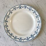 plat rond en Terre de Fer bleu U&C Digoin Sarreguemines modèle Les Ternes fin XIXème