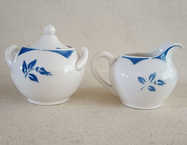 6 tasses et soucoupes, sucrier et pot à lait Digoin