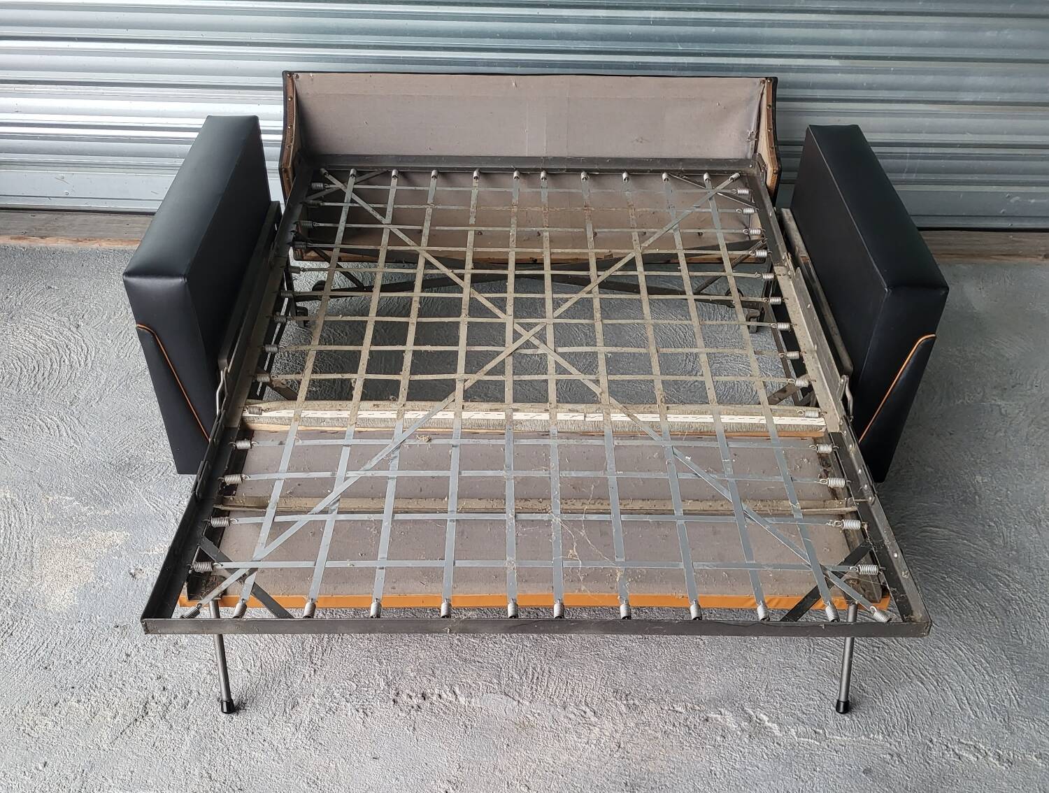 Authentic Vintage sofa bed sofa bed bench in very good condition