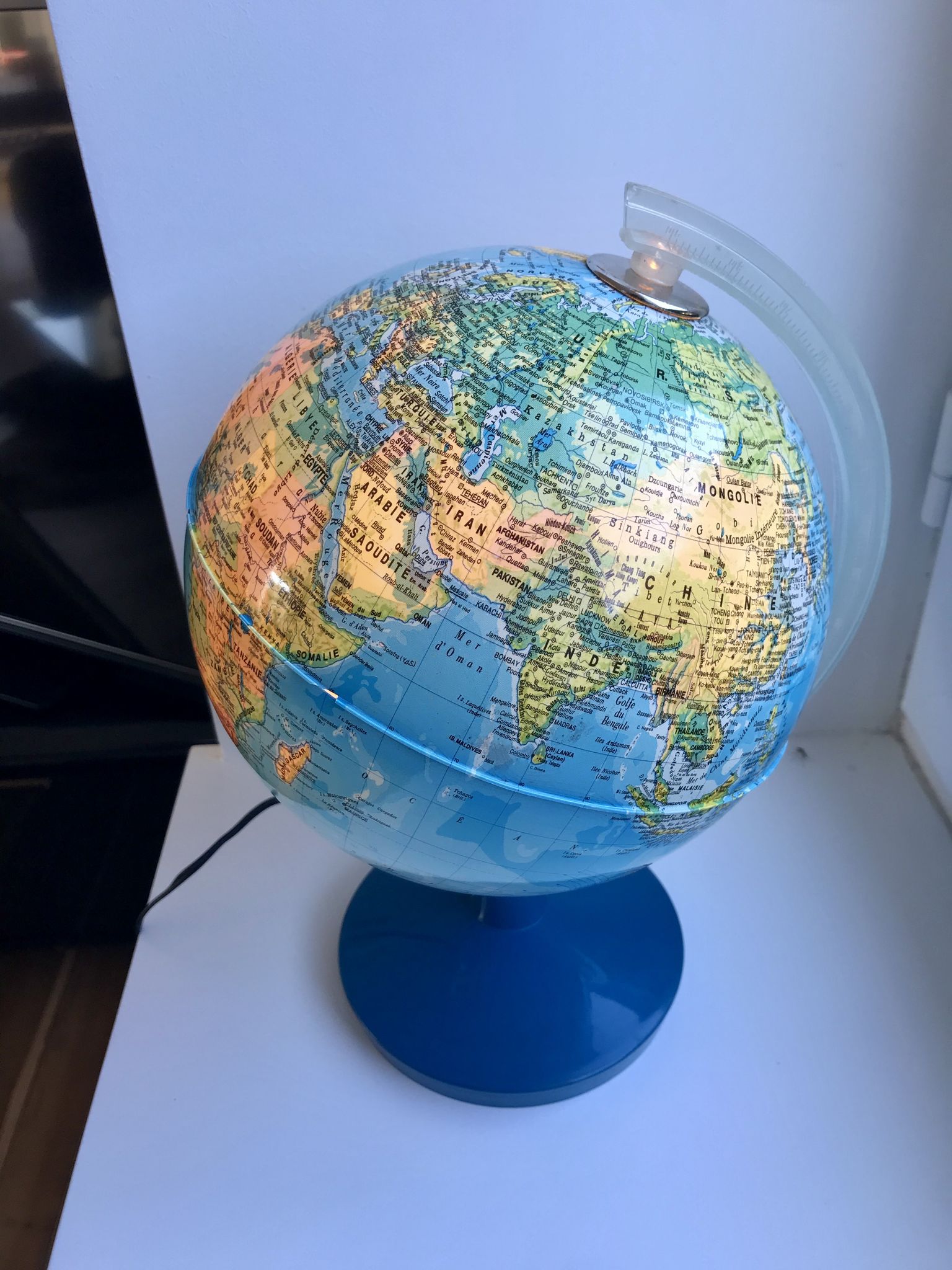 Globe terrestre lumineux années 70