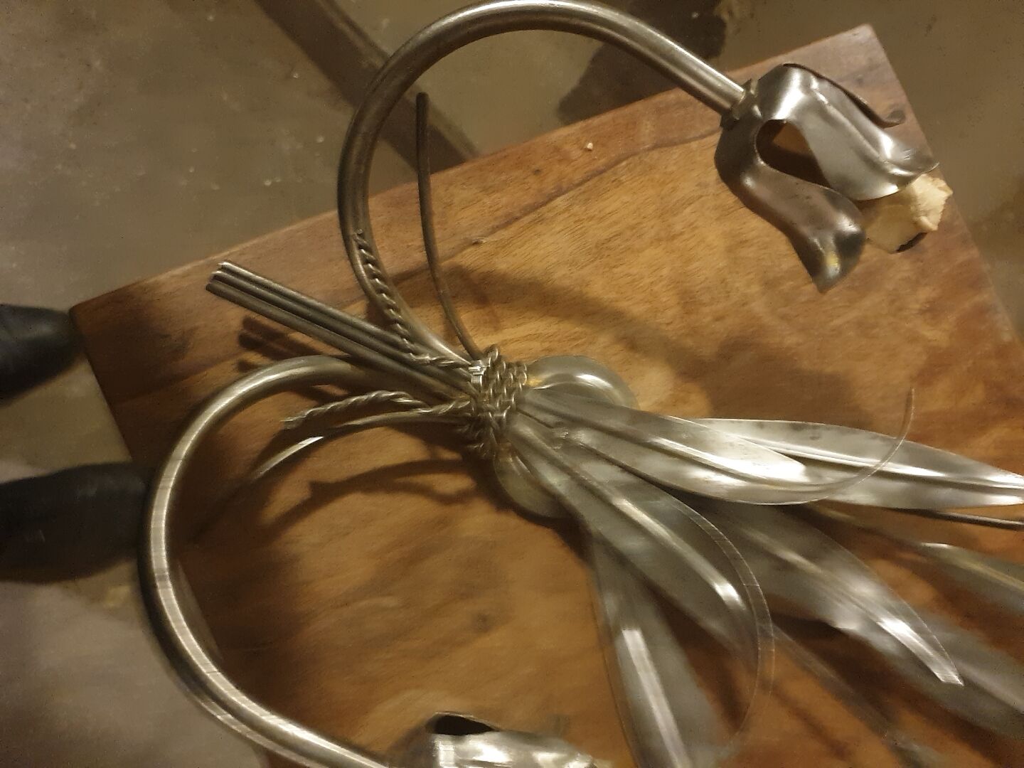 Pair of sconces sheaves of wheat 30x16x50 cm high.