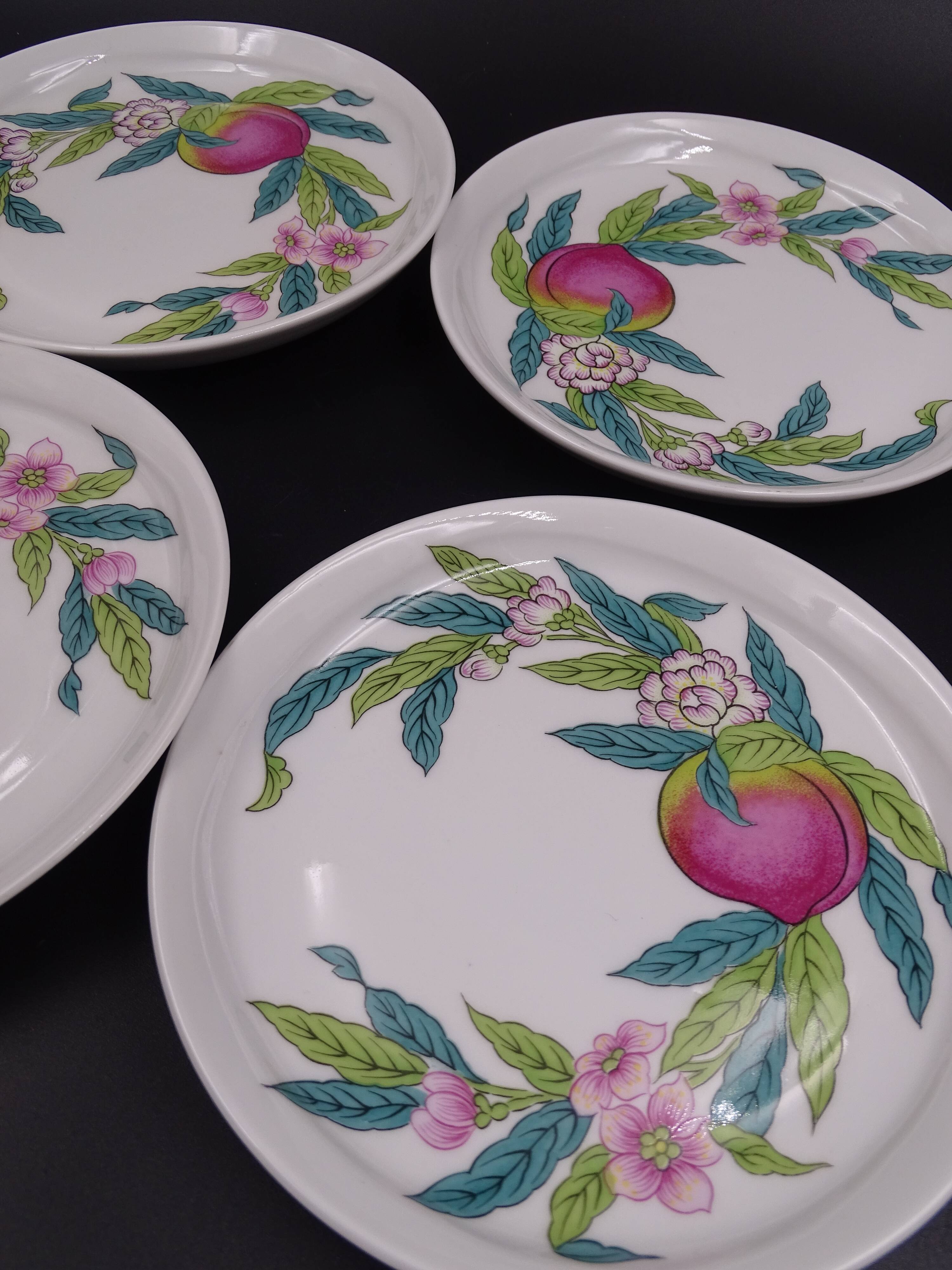 Lot of 6 porcelain bread plates from Paris décor Abondance - Perfect condition