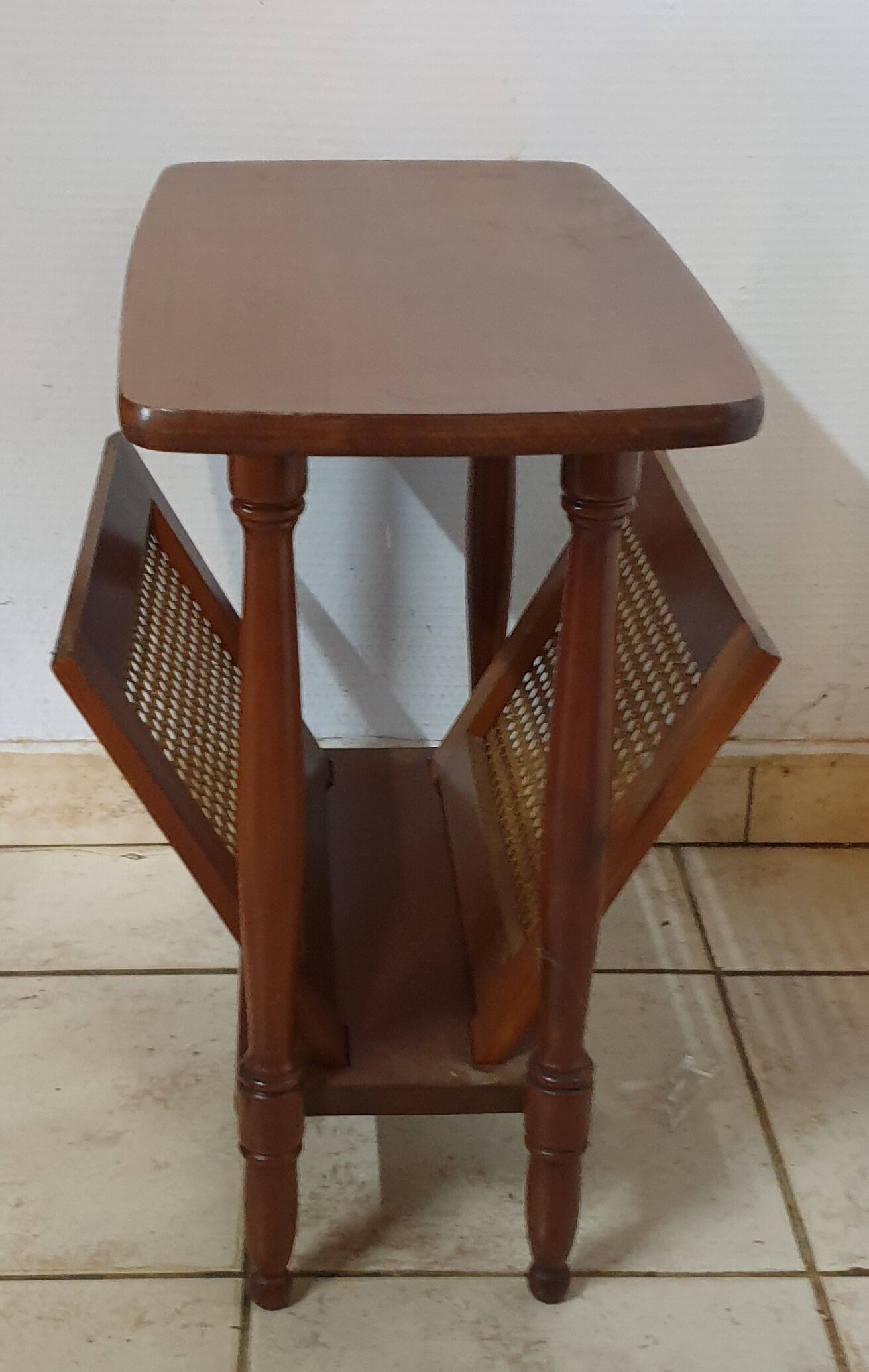 Wooden vintage magazine holder