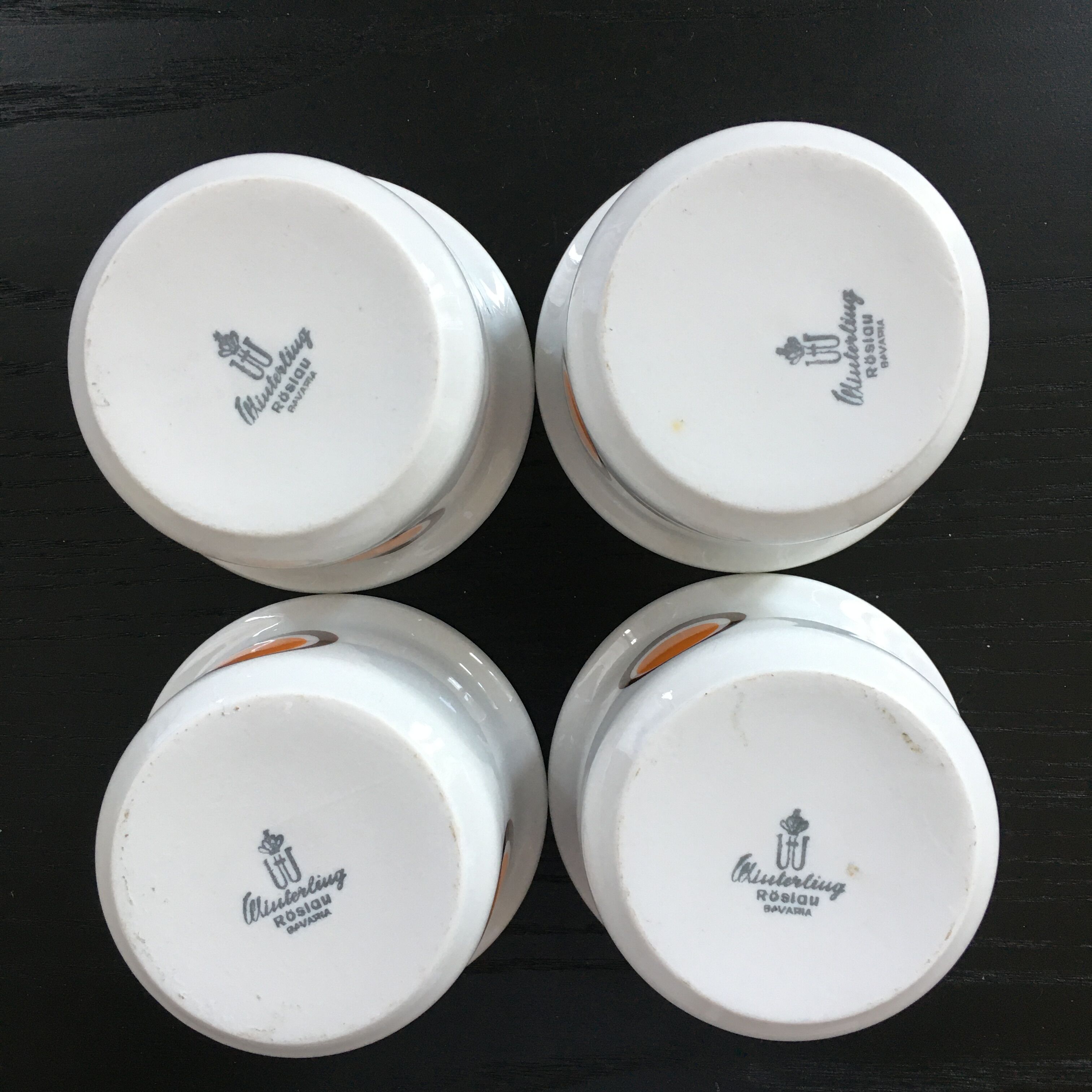 Lot 4 ramekins pop décor