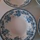 Assiettes couronne de roses. Terre de fer