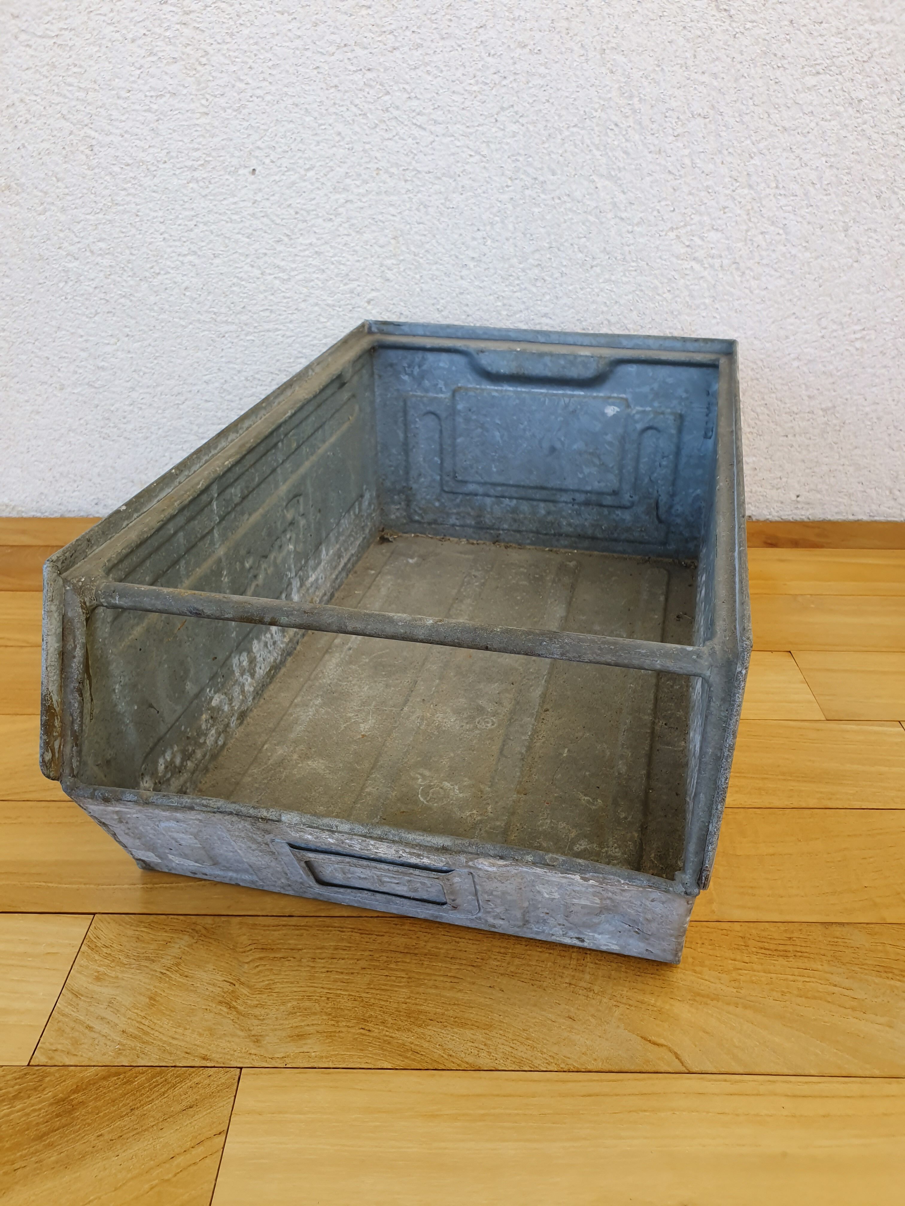 Industrial metal case