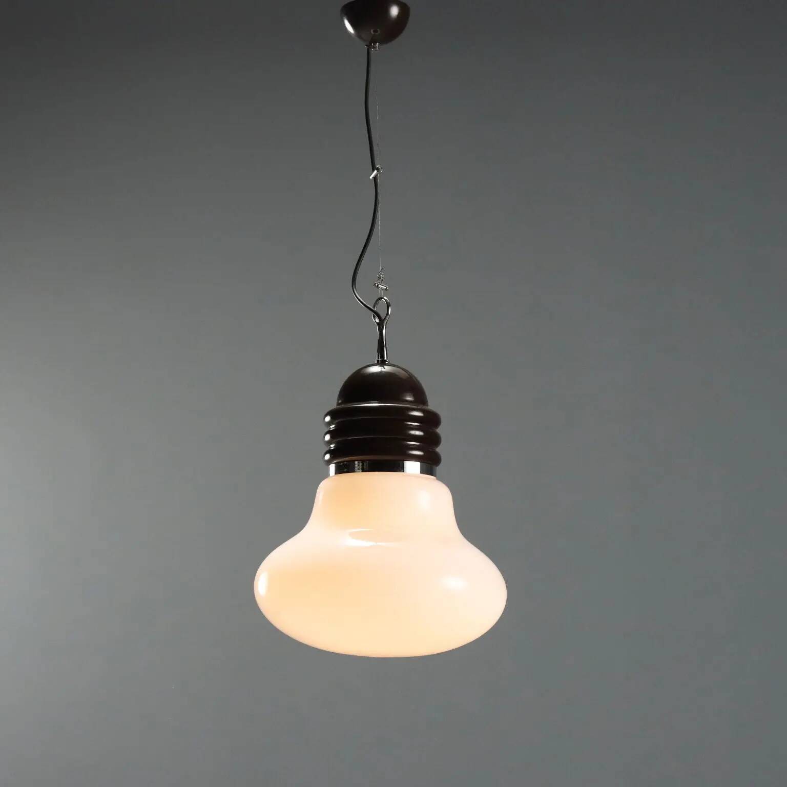 Artemide Arianna lamp vintage design Piero Brombin 1970s