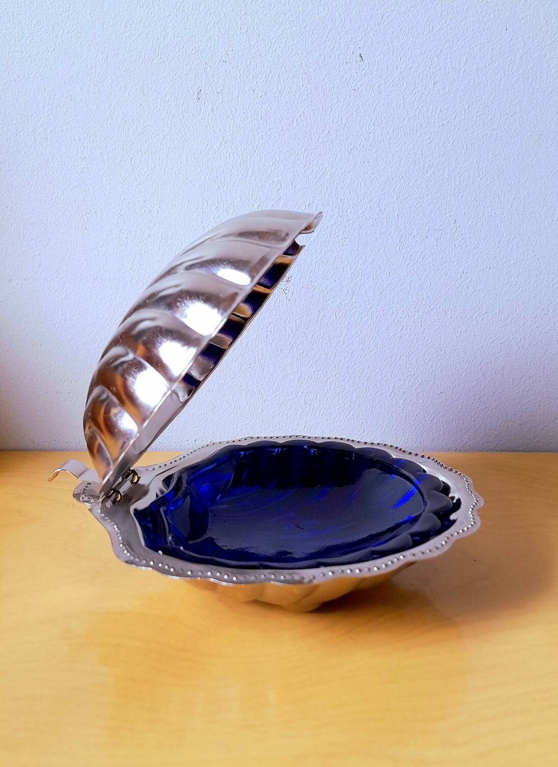 Shell butter dish 1950