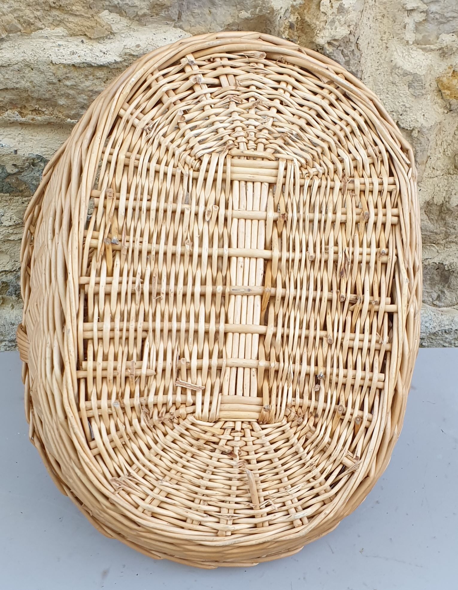 Large vintage picnic basket