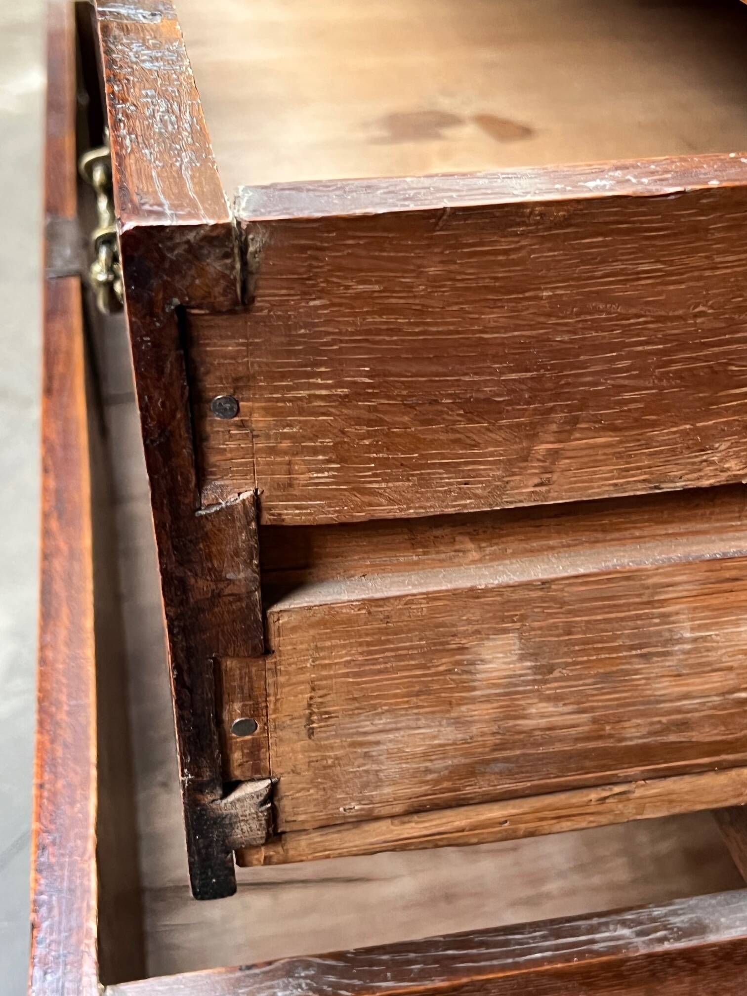Antique Louis XV style chest of drawers from the 1800s.
