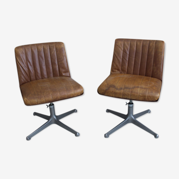 Modus leather armchairs by Osvaldo Borsani