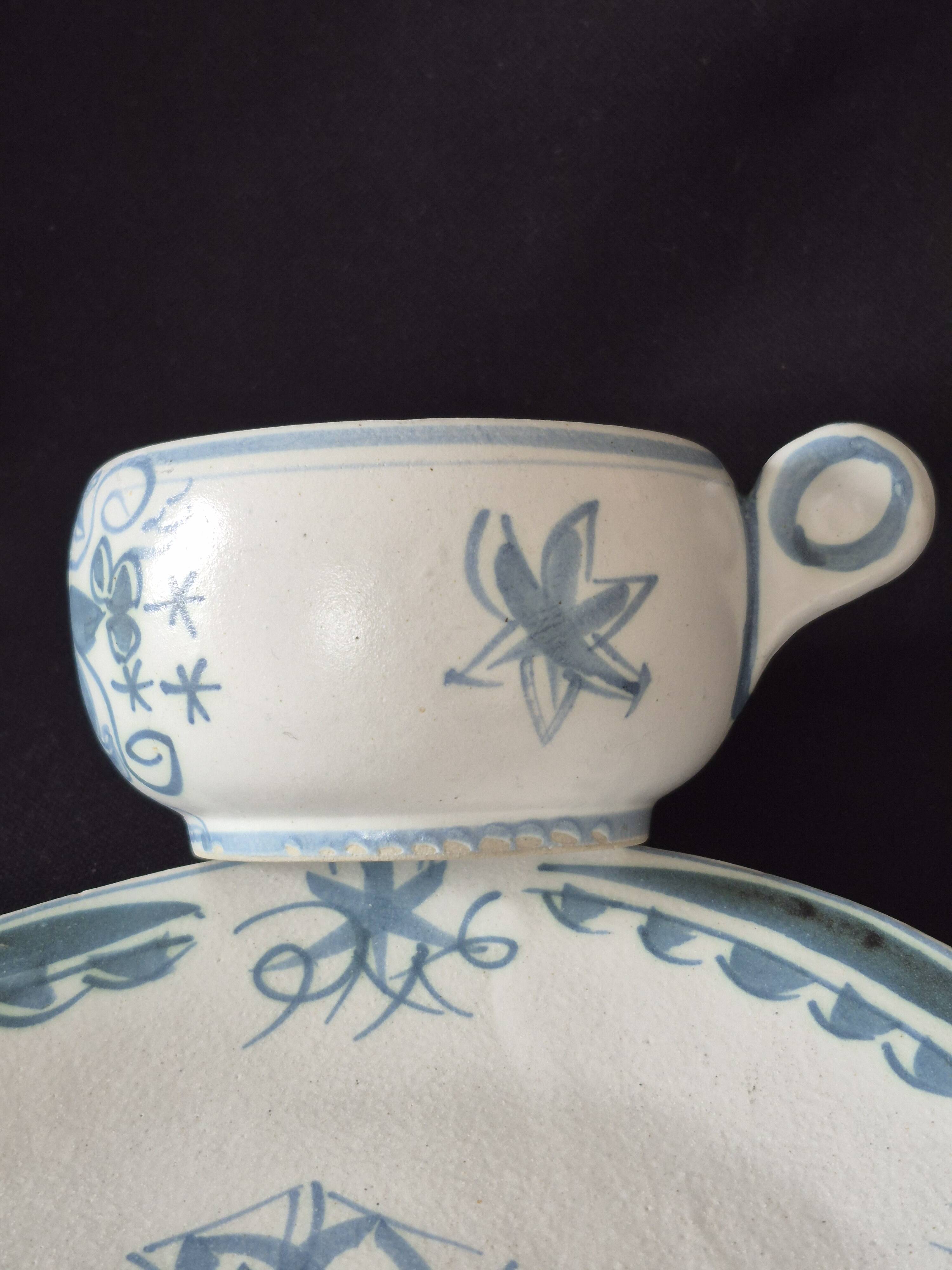Breakfast cup "selfish" in glazed stoneware Quimper Keraluc A031-1