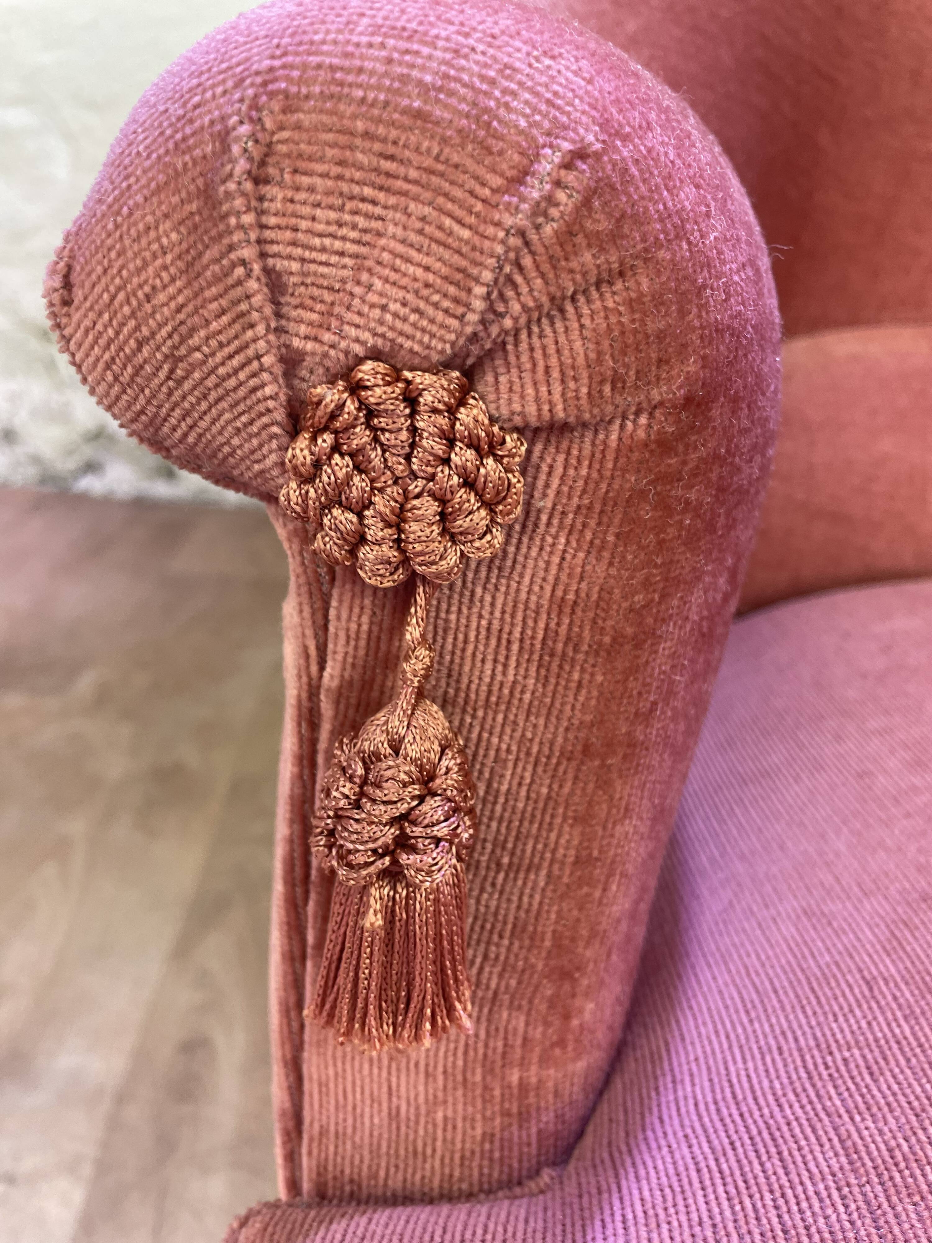 Vintage pink toad armchair