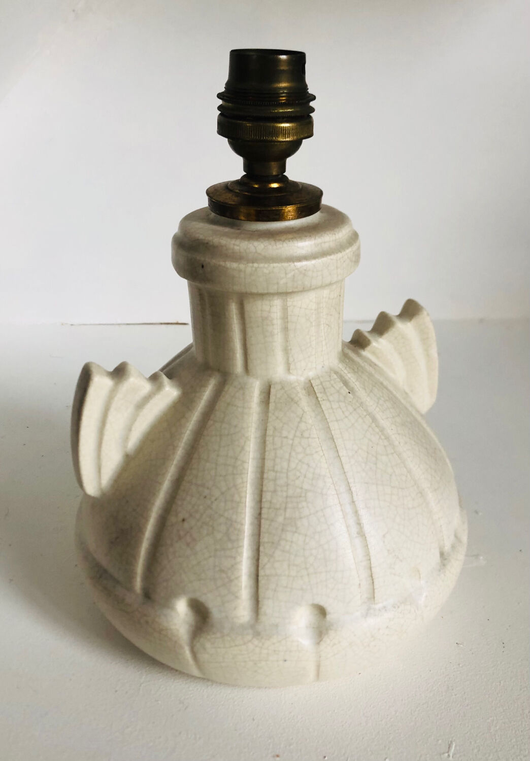 Art Deco lamp base in crackled ceramic