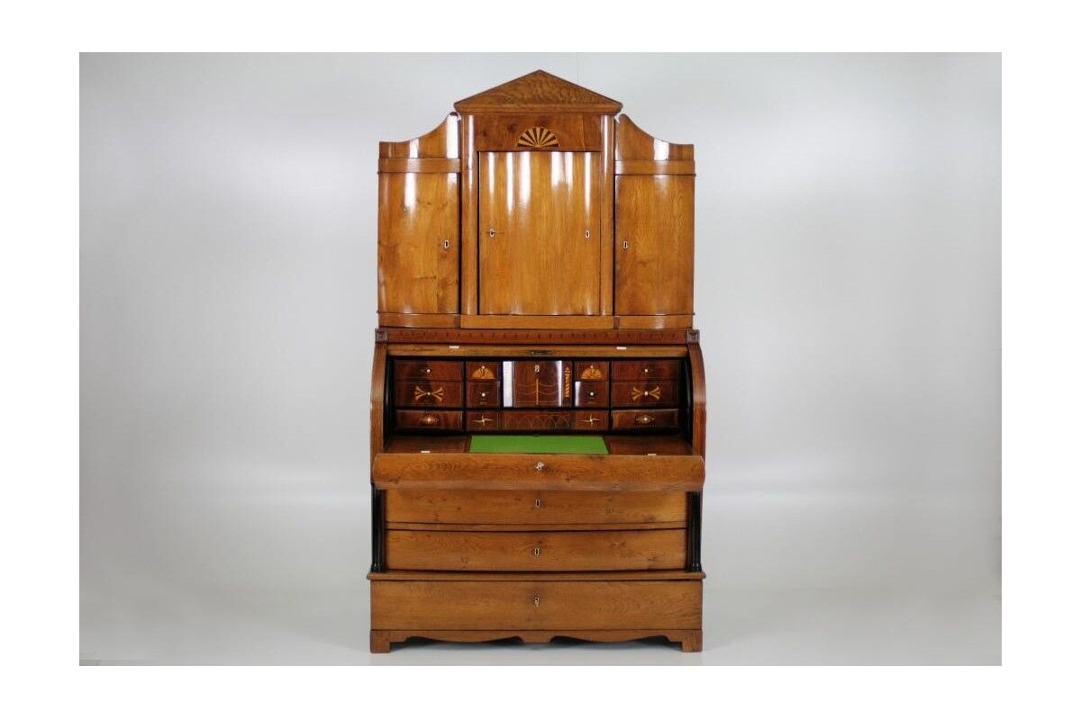 Oak secretary, Northern Europe, around 1820