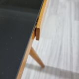 Table basse par Jiri Jiroutek