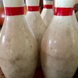 Ensemble de 6 quilles et 2 balles en bois